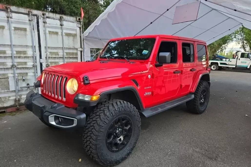 2021 Jeep Wrangler Unlimited Sahara photo 1