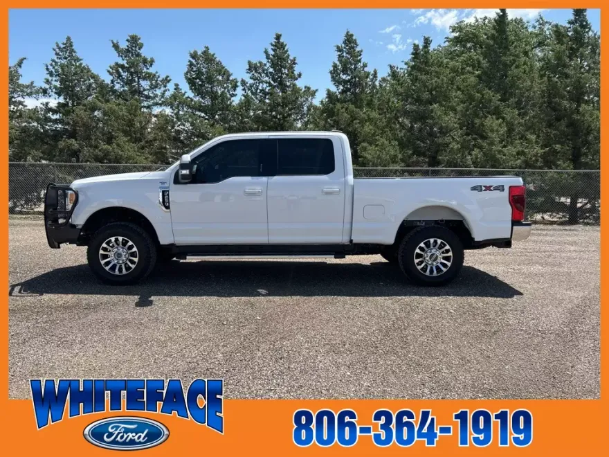 2022 Ford F-250 Lariat photo 1