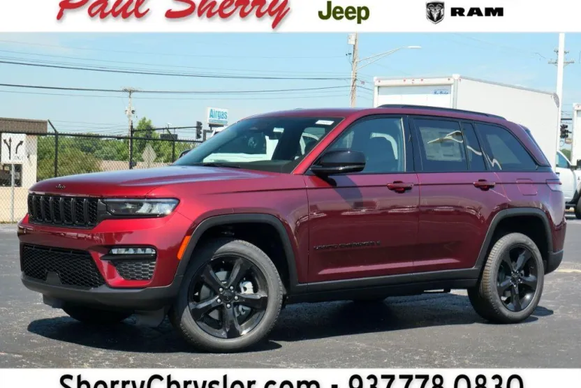 2025 Jeep Grand Cherokee Limited photo 1