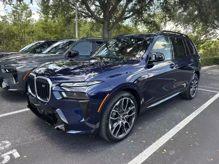 2026 Bmw X7 M60i photo 1
