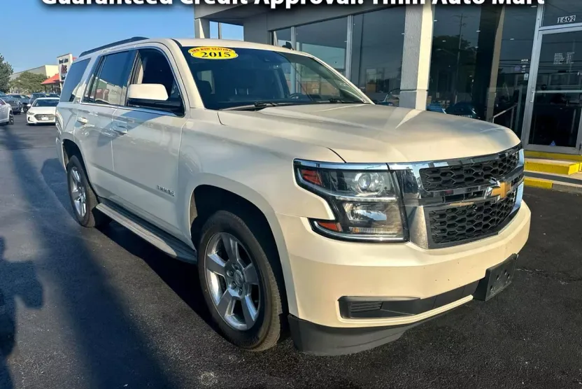 2015 Chevrolet Tahoe LT photo 1
