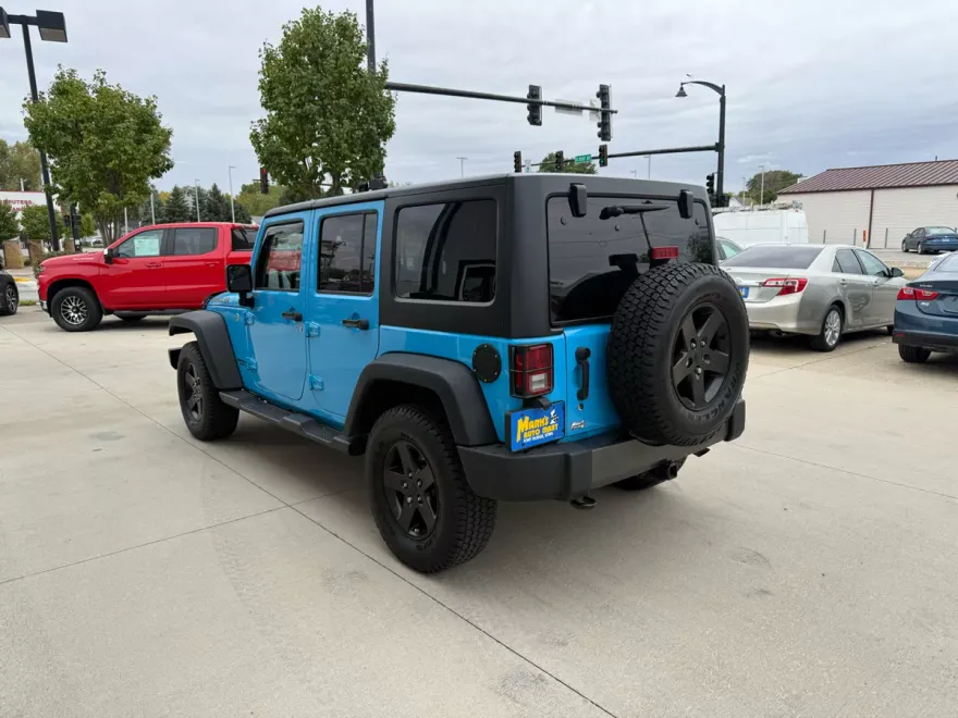 2017 Jeep Wrangler Unlimited Big Bear photo 1