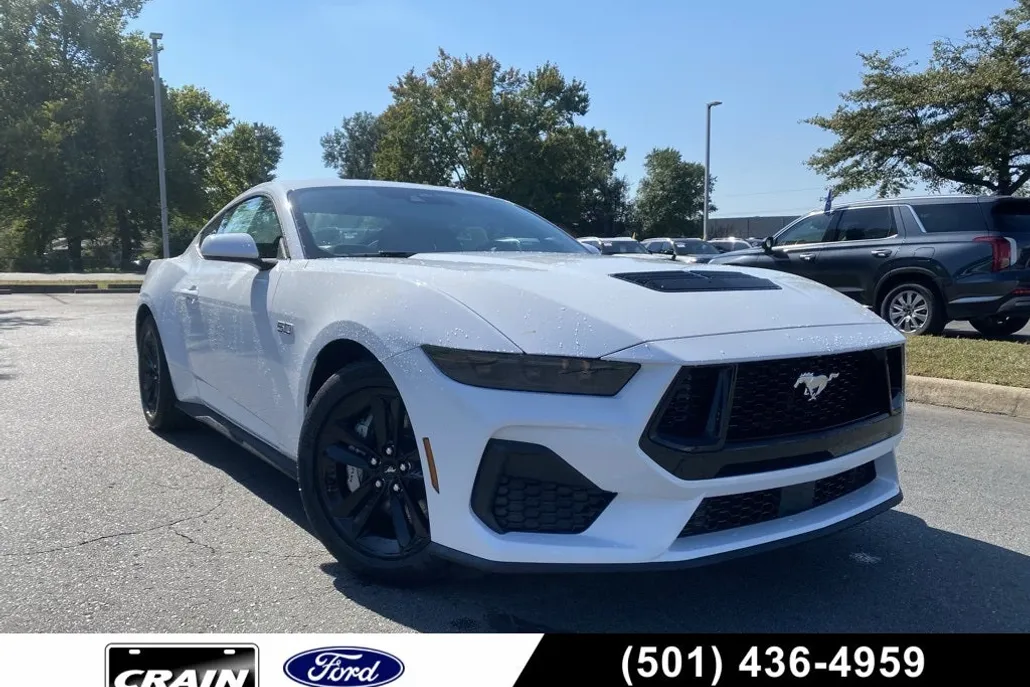2025 Ford Mustang GT photo 1