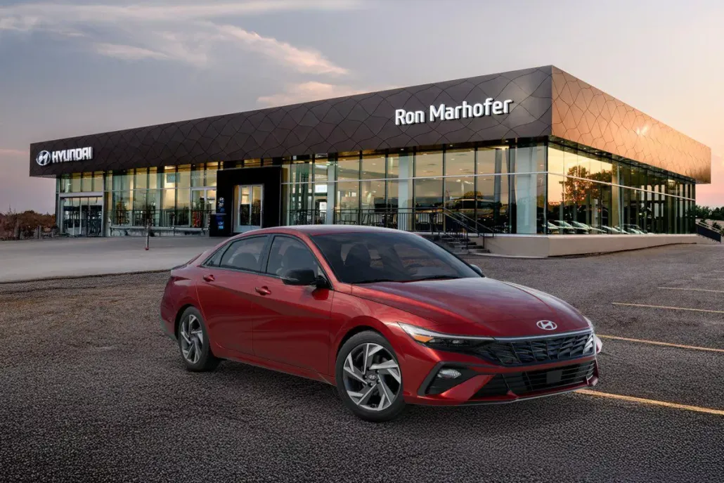 2025 Hyundai Elantra SEL Sport photo 1