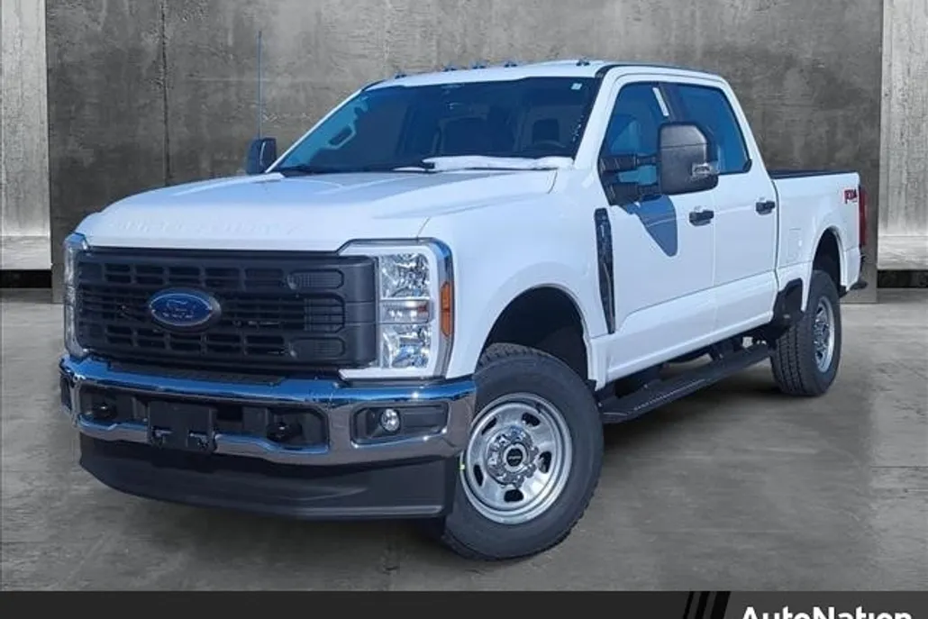 2025 Ford F-350 XL photo 1