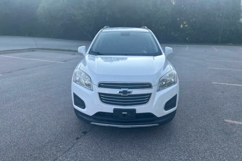 2016 Chevrolet Trax LT photo 1