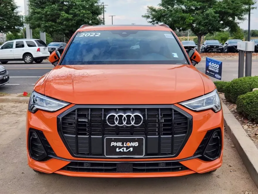 2022 Audi Q3 45 TFSI S line Premium photo 1