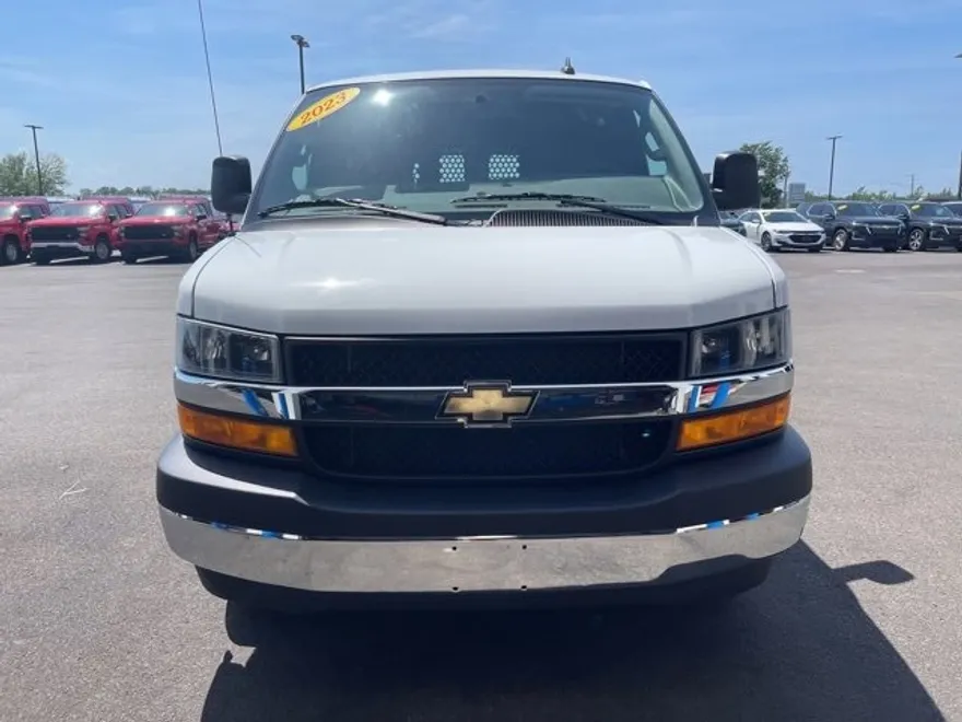 2023 Chevrolet Express Cargo Van 2500 photo 1