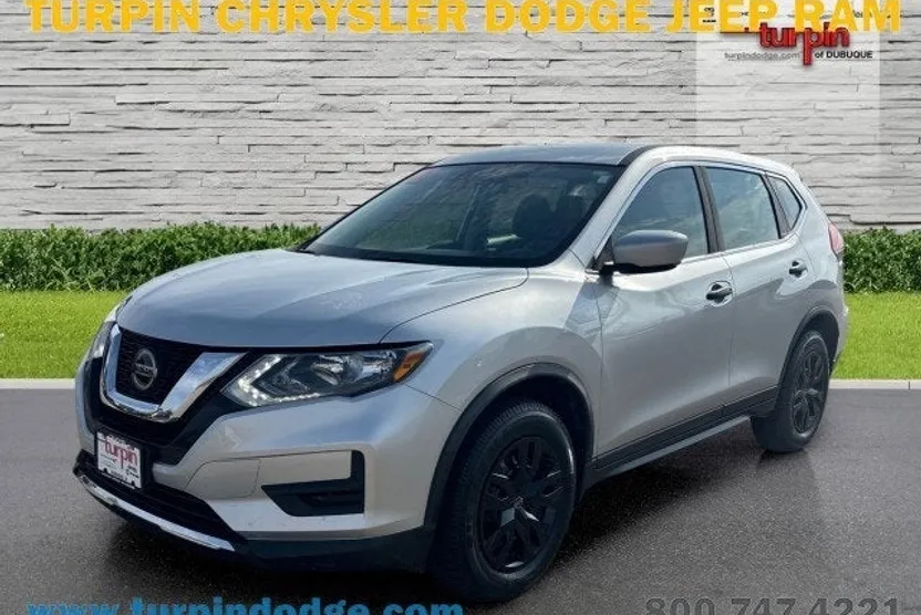 2020 Nissan Rogue S photo 1