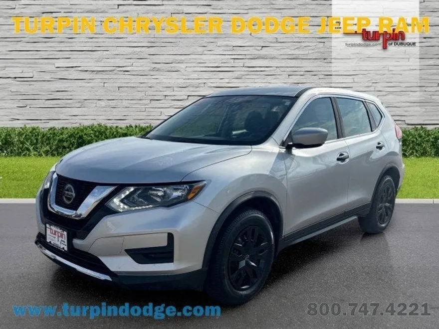 2020 Nissan Rogue S photo 1