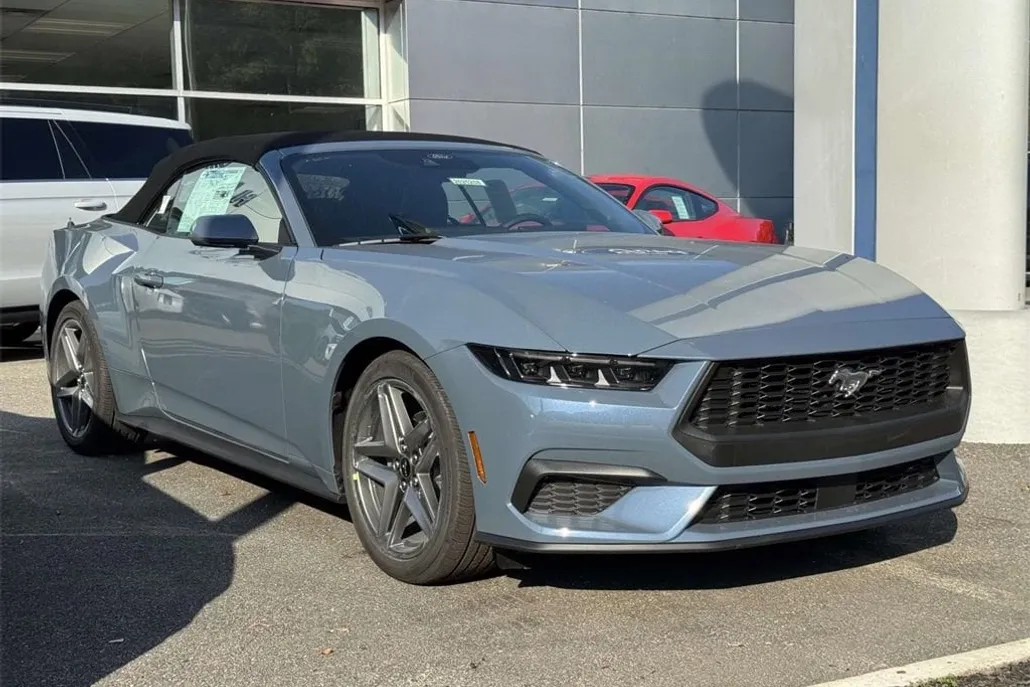 2025 Ford Mustang EcoBoost Convertible photo 1