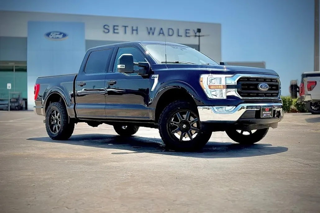2022 Ford F-150 XLT photo 1