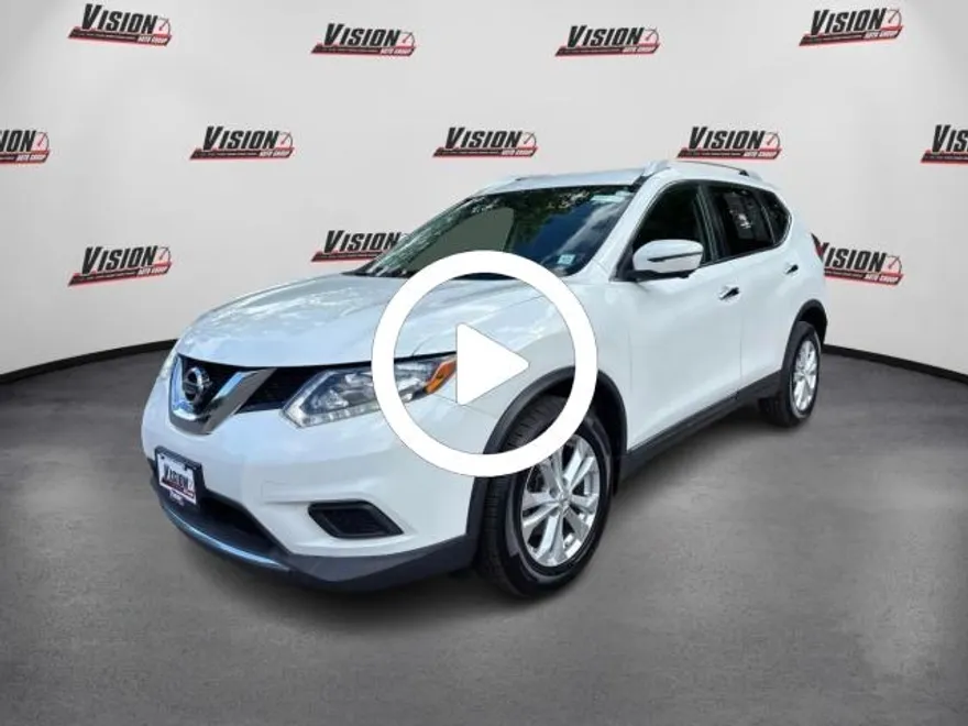 2016 Nissan Rogue SV photo 1