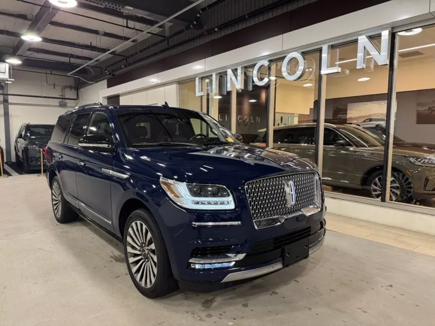 2019 Lincoln Navigator Reserve photo 1