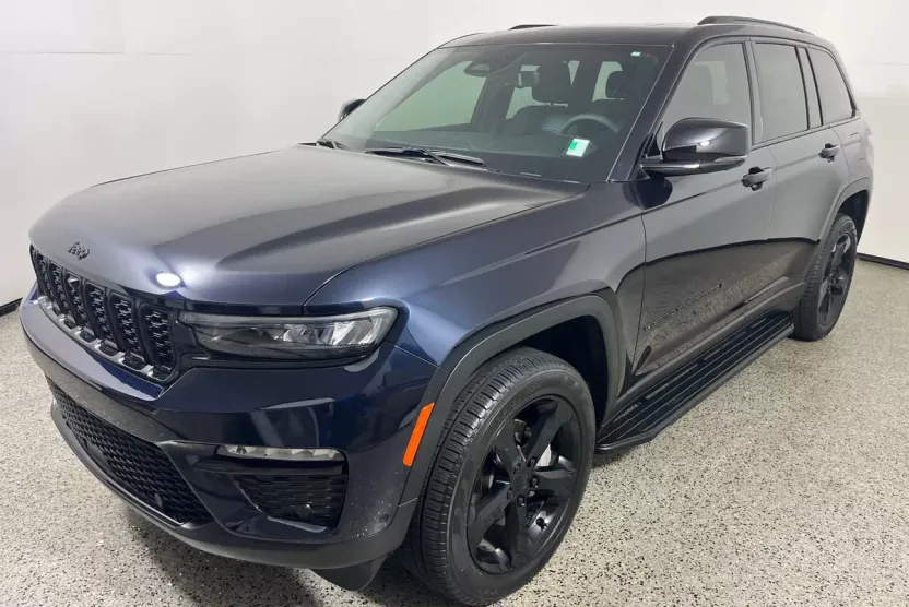 2024 Jeep Grand Cherokee Limited photo 1