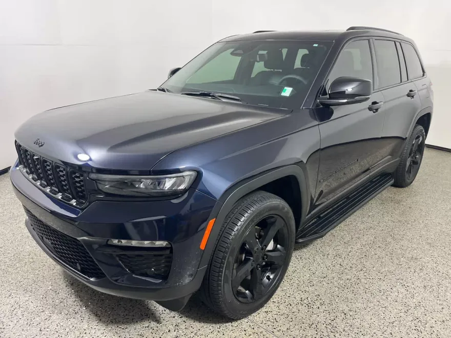 2024 Jeep Grand Cherokee Limited photo 1
