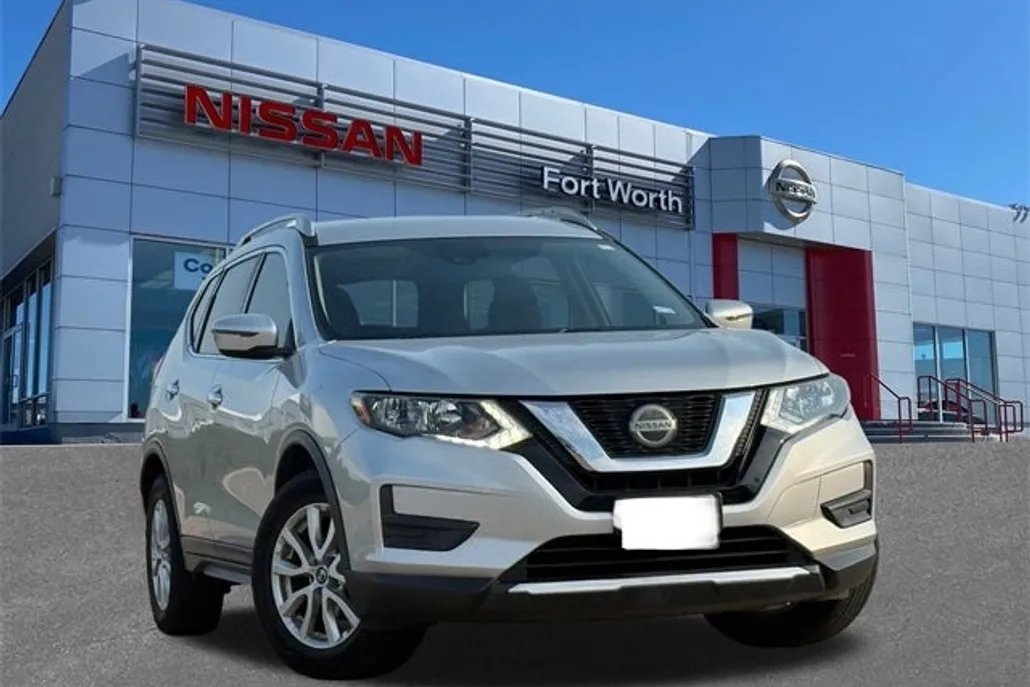 2019 Nissan Rogue SV photo 1