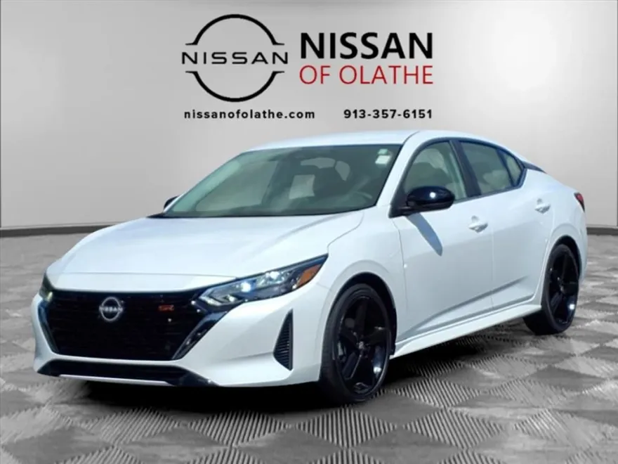 2025 Nissan Sentra SR photo 1