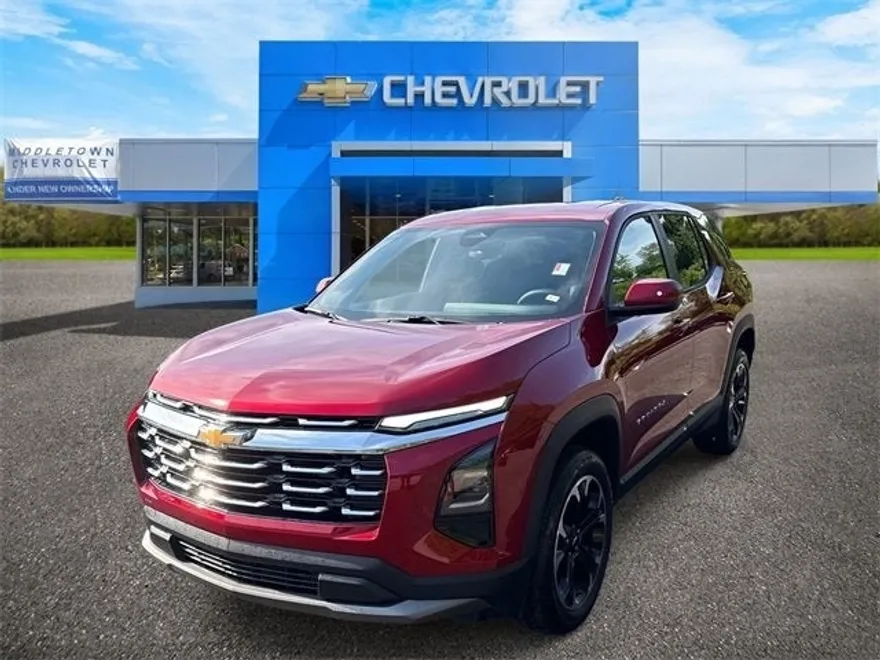 2026 Chevrolet Equinox LT photo 1