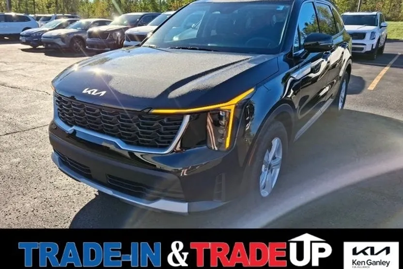 2026 Kia Sorento LX photo 1