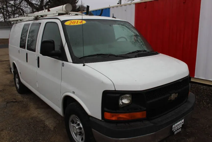 2014 Chevrolet Express 2500 Cargo Van photo 1