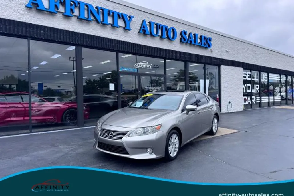 2015 Lexus ES 350 photo 1