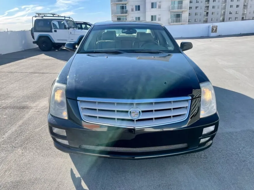 2005 Cadillac STS photo 1