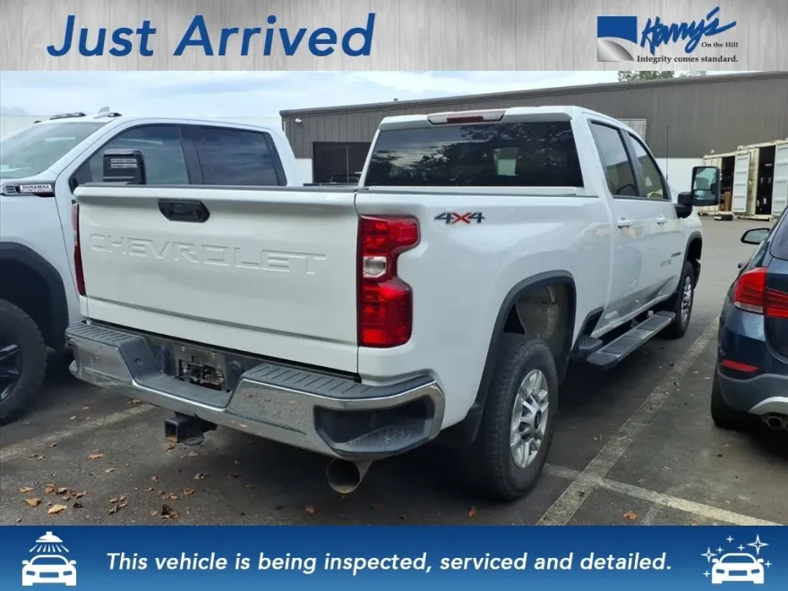 2024 Chevrolet Silverado 2500HD LT photo 1