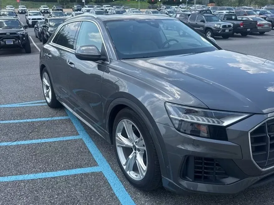 2023 Audi Q8 Prestige 55 photo 1