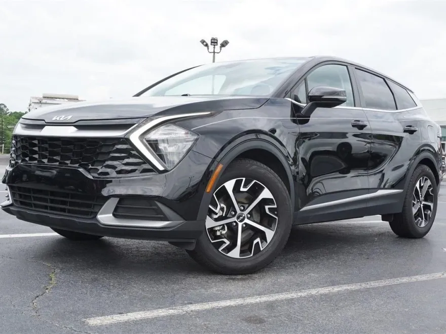 2023 Kia Sportage LXS photo 1