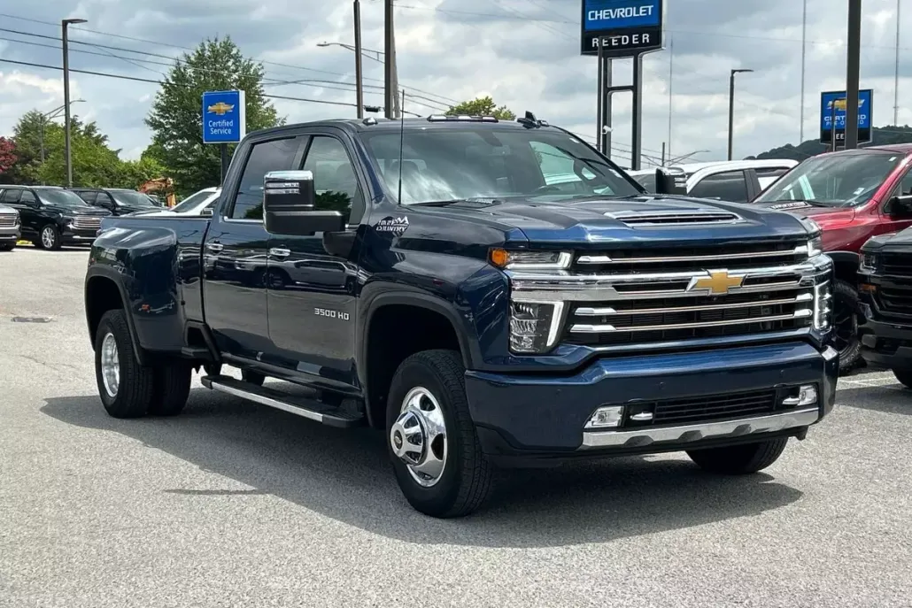 2022 Chevrolet Silverado 3500HD High Country photo 1