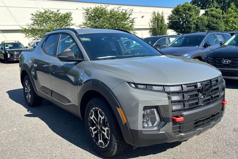 2025 Hyundai Santa Cruz XRT photo 1