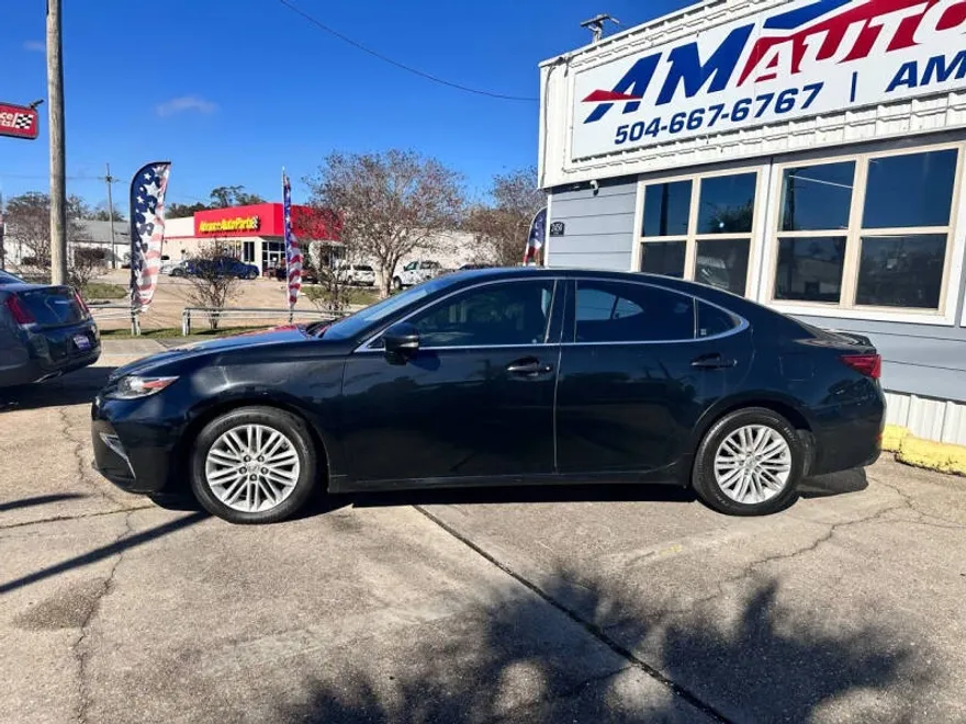 2017 Lexus ES 350 photo 1