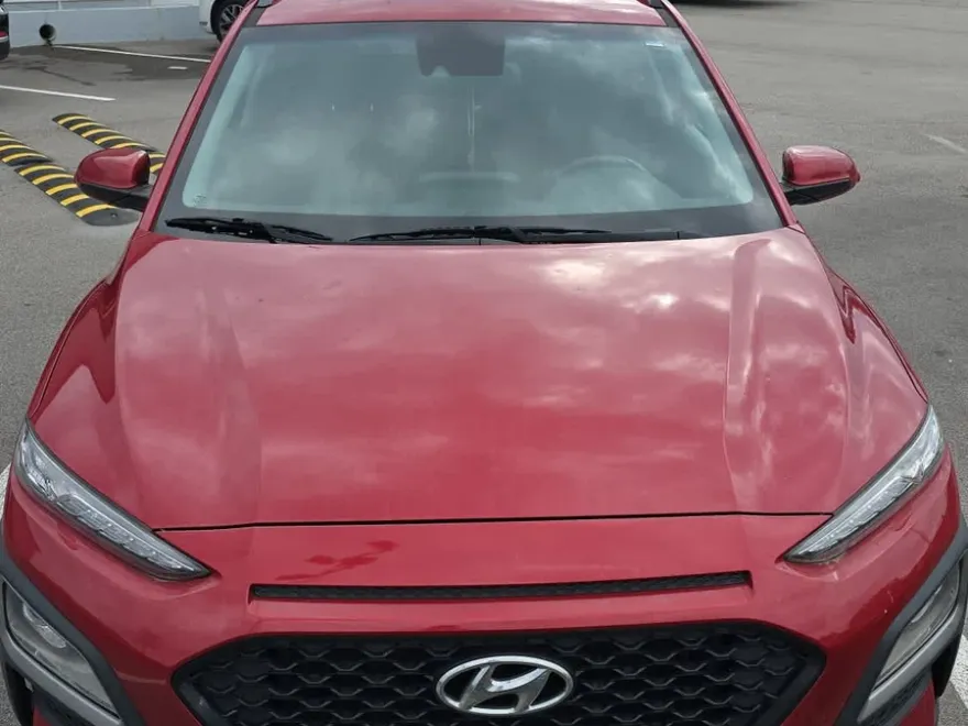 2021 Hyundai Kona SEL photo 1
