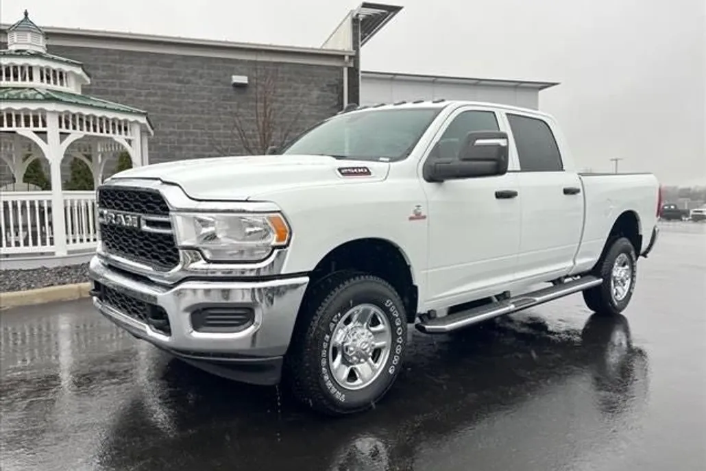 2024 Ram 2500 Tradesman photo 1