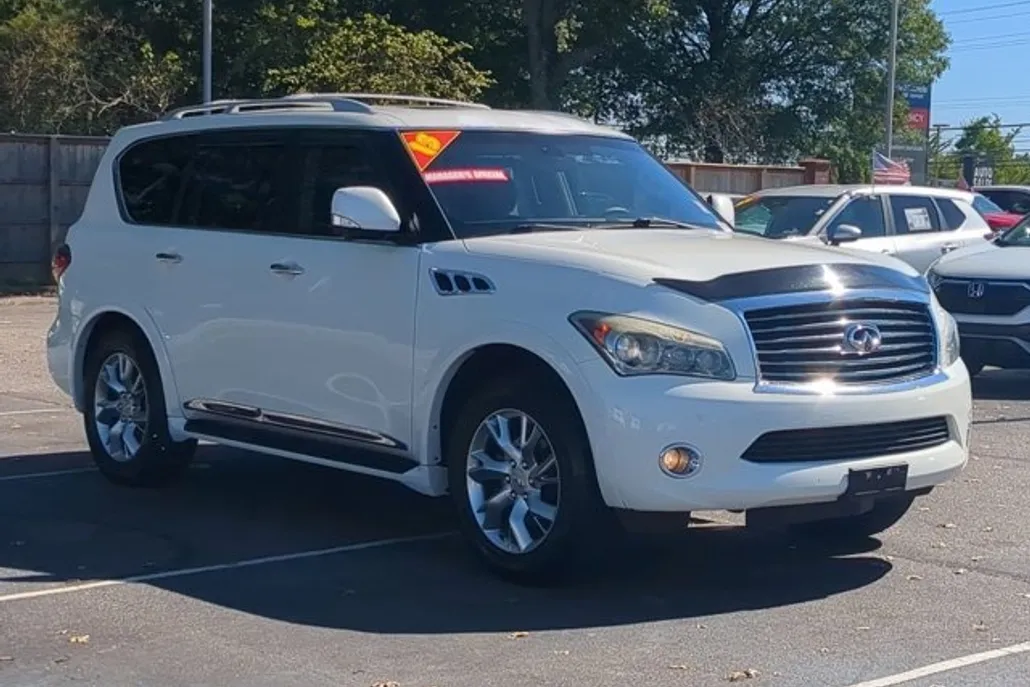 2013 Infiniti QX56 Base photo 1
