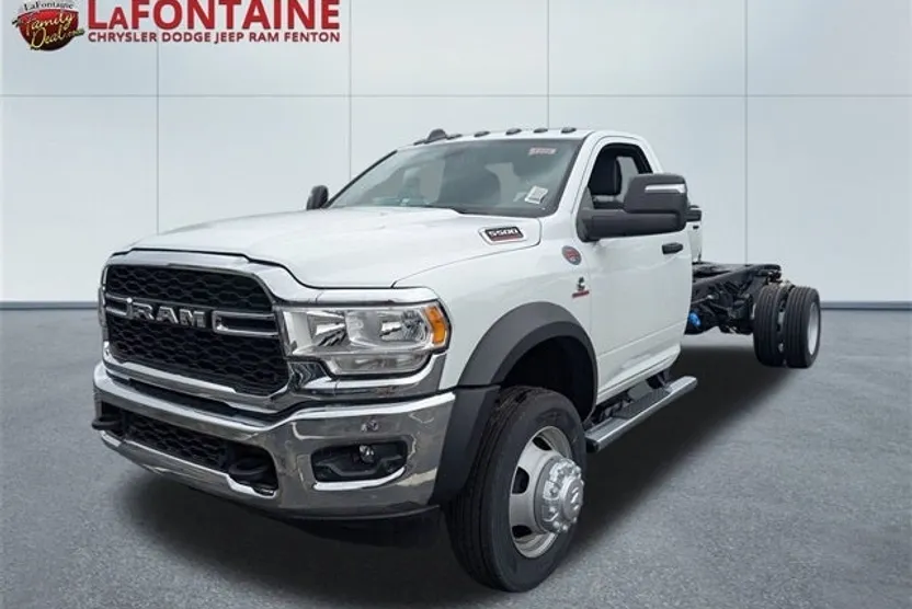 2024 Ram 5500 Tradesman photo 1