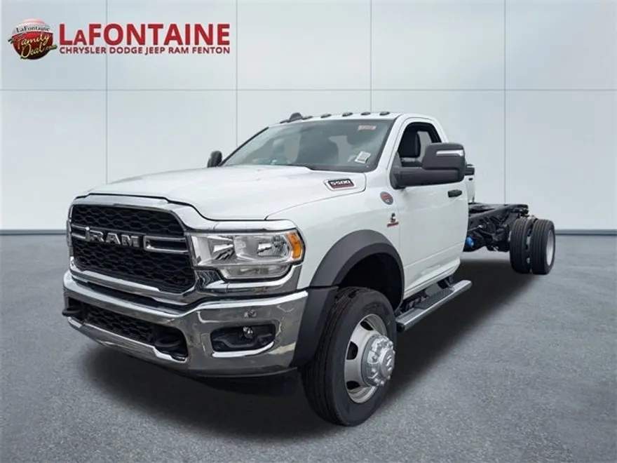 2024 Ram 5500 Tradesman photo 1