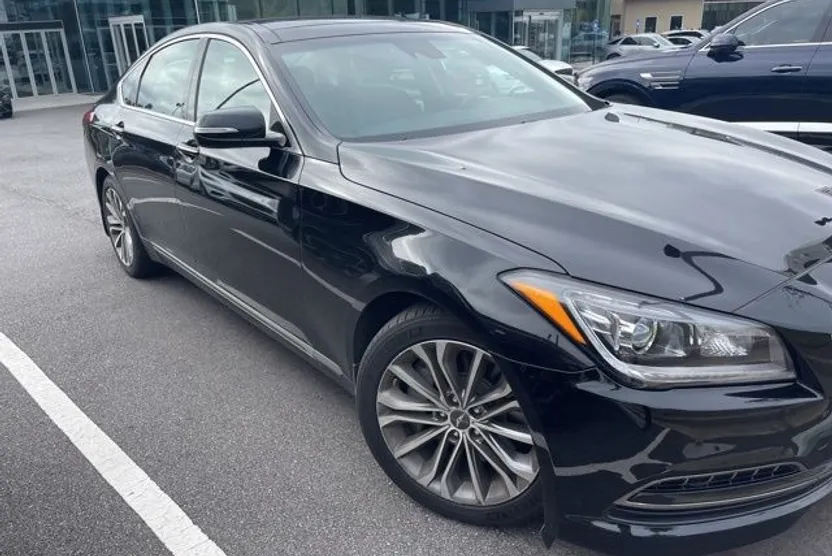 2015 Hyundai Genesis 3.8 photo 1