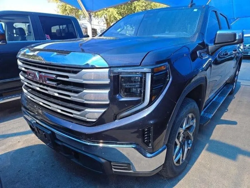 2022 Gmc Sierra 1500 SLE photo 1