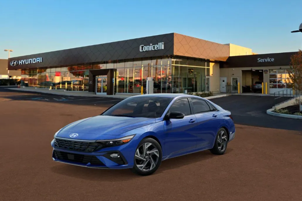 2025 Hyundai Elantra SEL Sport photo 1