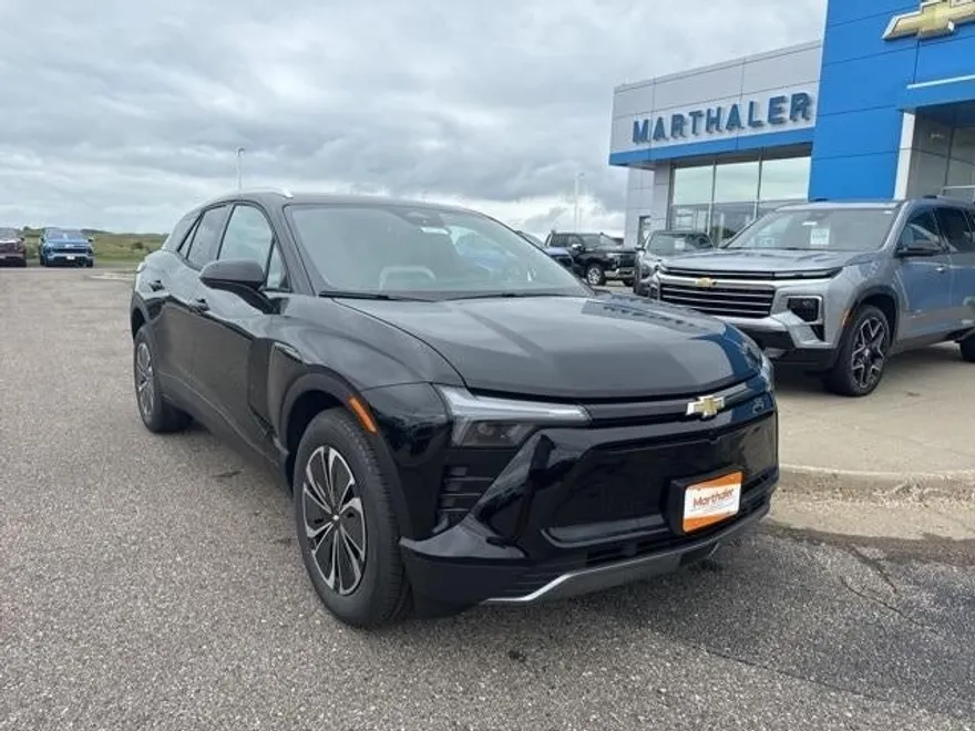 2025 Chevrolet Blazer EV photo 1