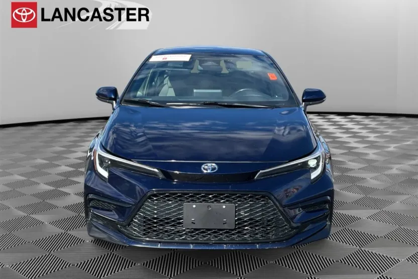 2024 Toyota Corolla SE photo 1