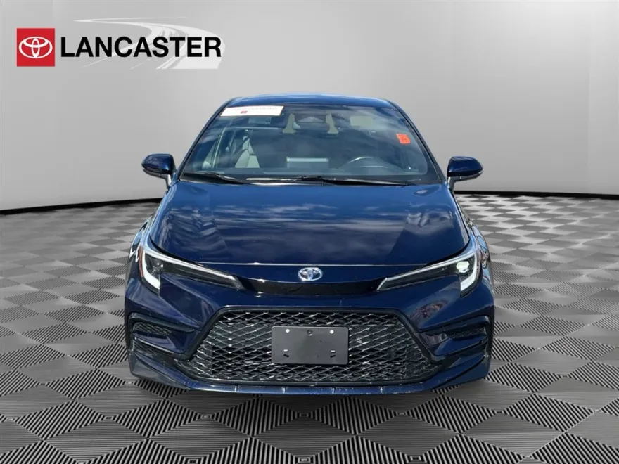 2024 Toyota Corolla SE photo 1