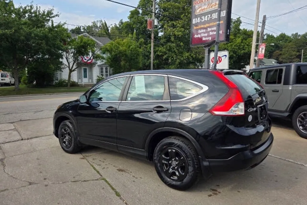 2014 Honda CR-V LX photo 1