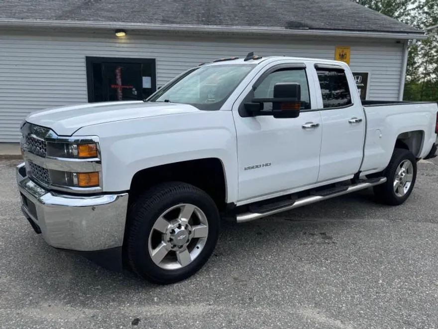 2019 Chevrolet Silverado 2500HD Work Truck photo 1
