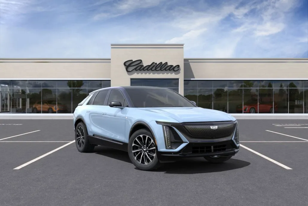 2025 Cadillac Lyriq Sport photo 1