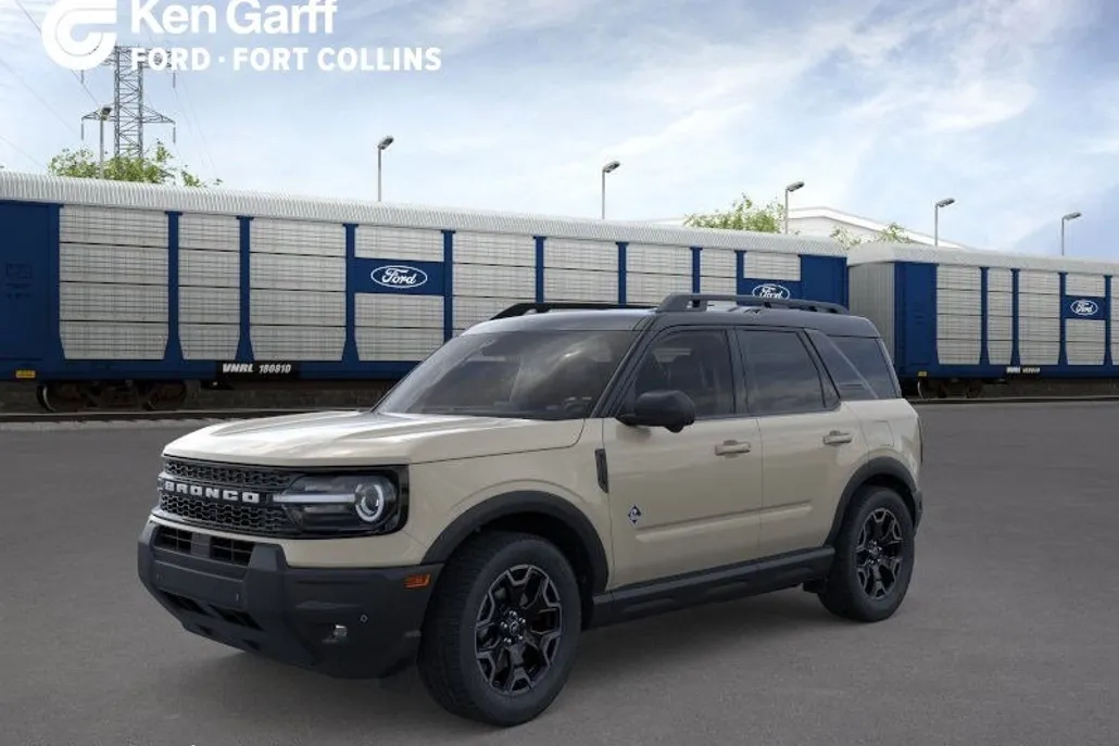 2025 Ford Bronco Sport Outer Banks photo 1