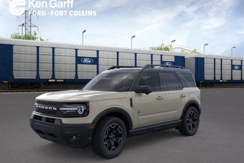 2025 Ford Bronco Sport Outer Banks photo 1