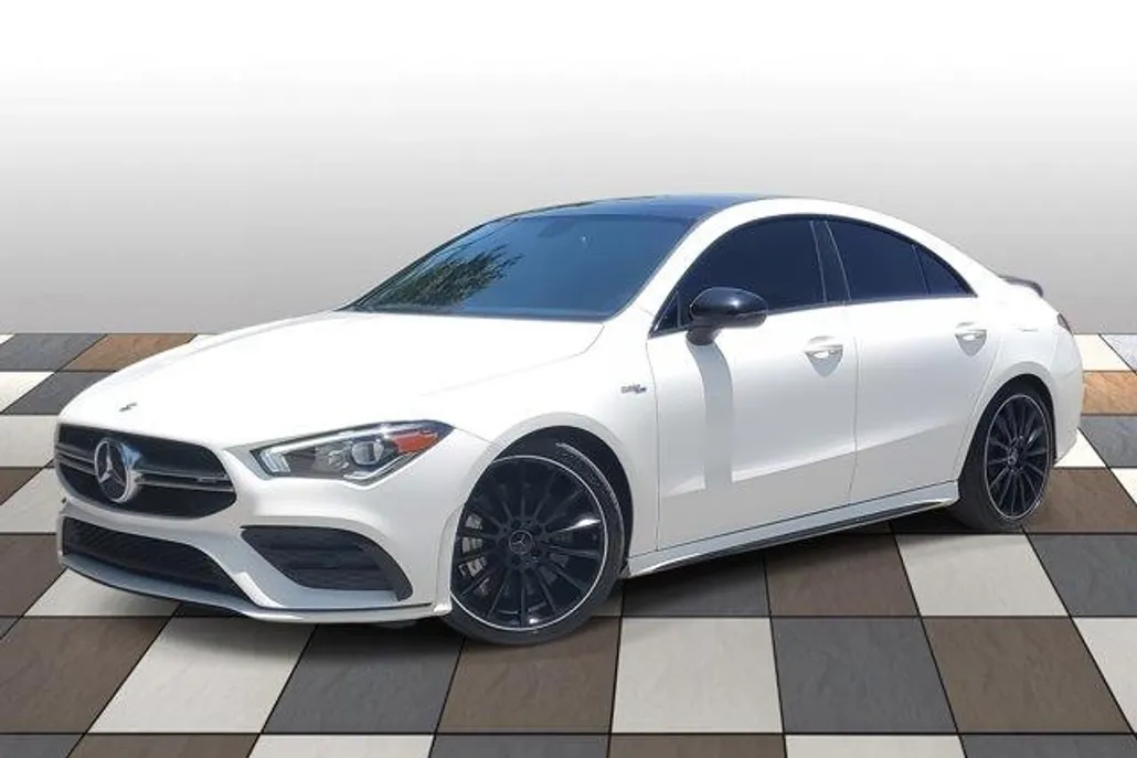 2022 Mercedes Benz CLA AMG 35 photo 1